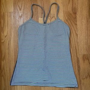 Lululemon Power Y tank!